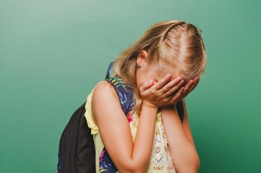 7 Effective Ways to Help Children Overcome Social Anxiety